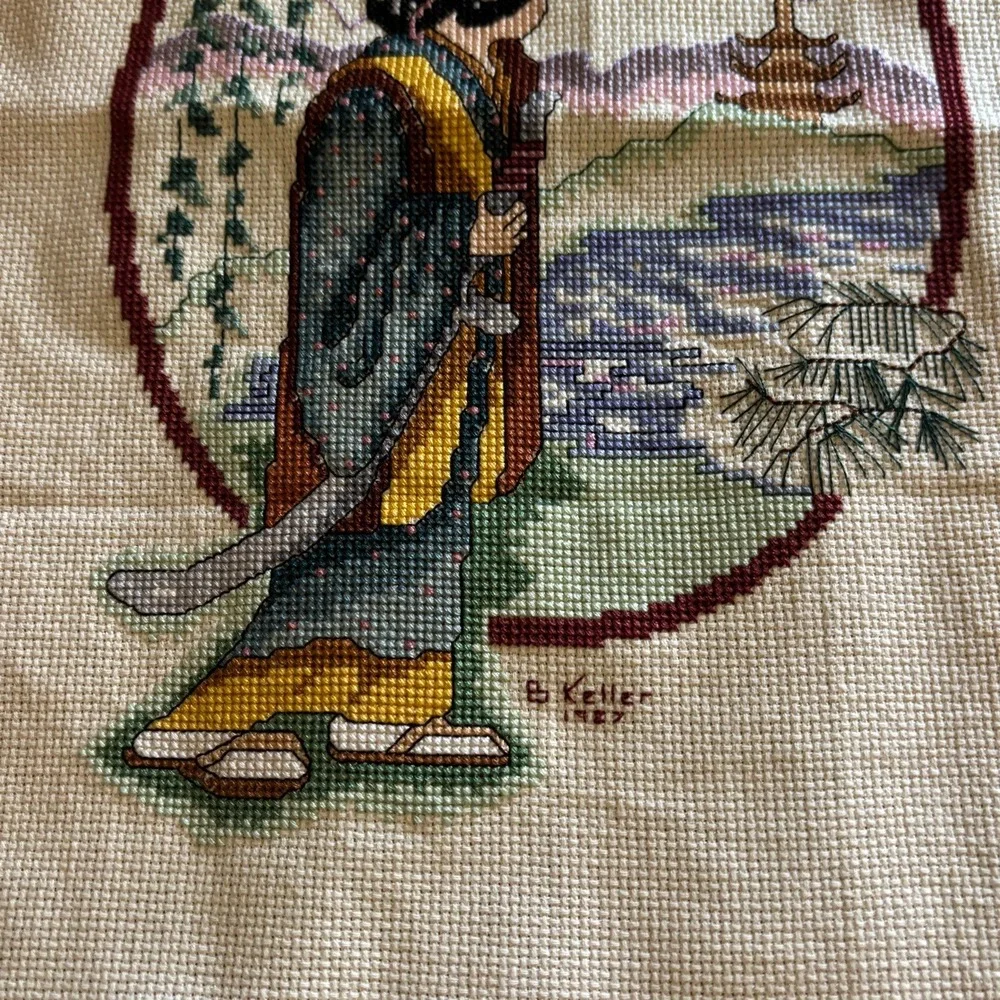 Vintage Cross Stitch Art Japaneese Geisha Kimono Landscape Right Facing